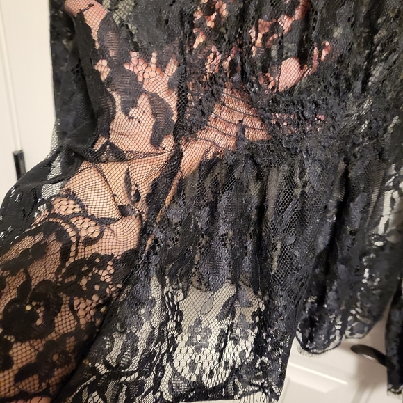 Leyden Sheer Lace Shirt, L, BLACK - Picture 6 of 6